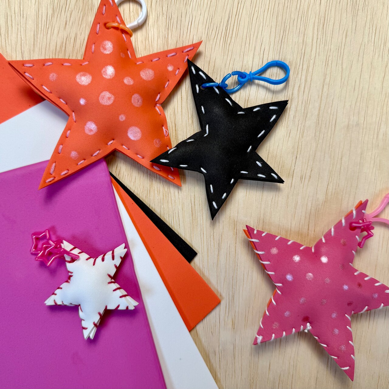 Kids Club: Plush Star Keychains